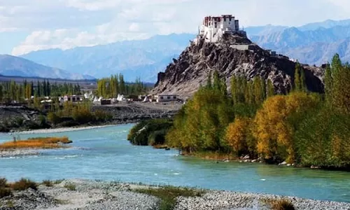 4th Day: Nubra Valley to Pangong Lake via Shyok