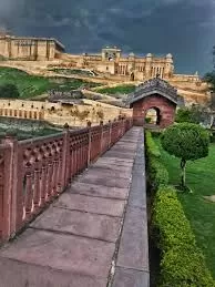 Day 2: Jaipur Forts Tour – Drive to Jodhpur