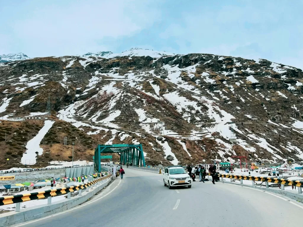 Snow-Kissed Himachal Adventure Escape