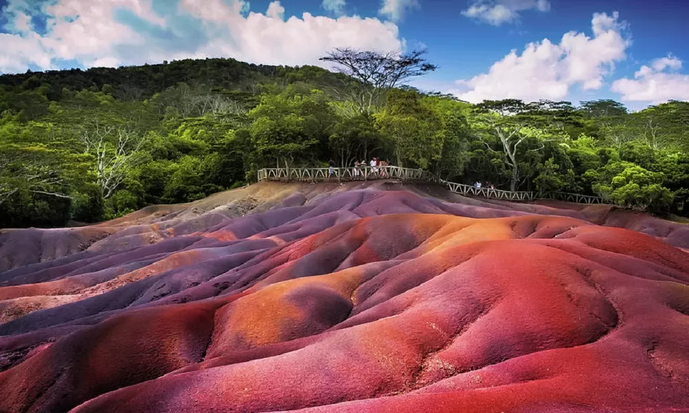 Seven Colored Earths