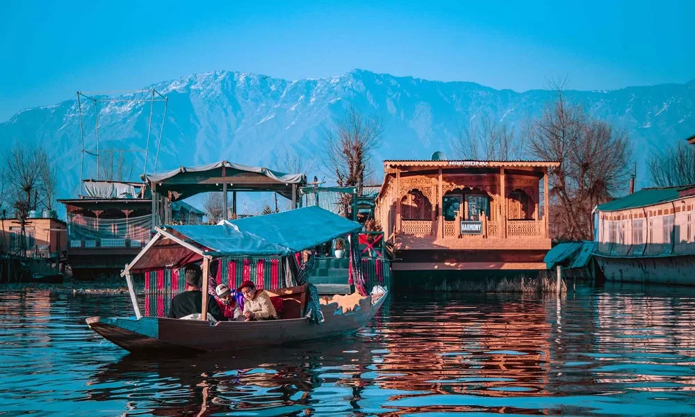 Kashmir Honeymoon Getaway